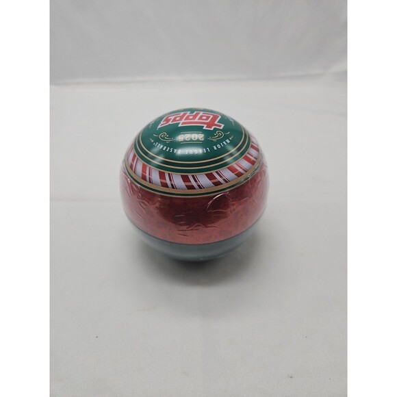 2025 Topps Holiday Baseball Collector’s Tin (59 Cards) | MLB Factory Sealed - Picture 8 of 8